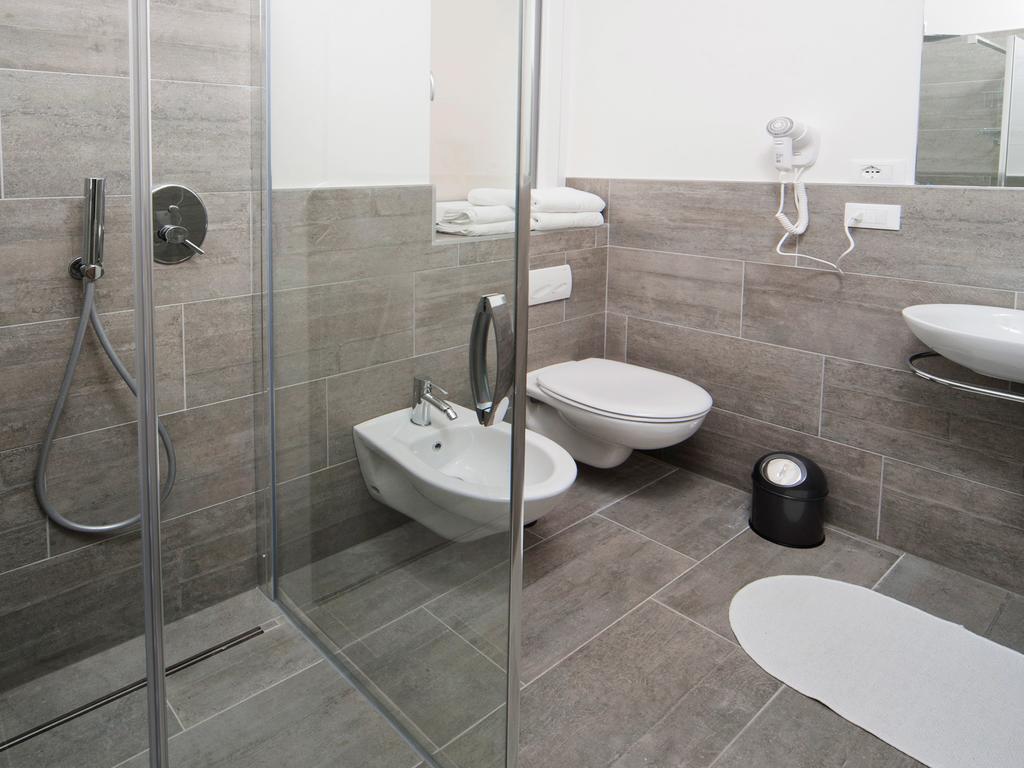 Stay Cooper L Guesthouse 37 Bolzano Bagian luar foto